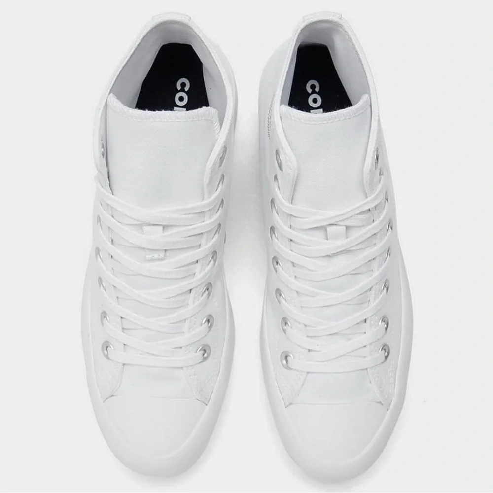 ❌SOLD❌ ❇️NWT❇️ WOMEN'S CONVERSE LUGGED HIGH TOPS - Picture 11 of 16